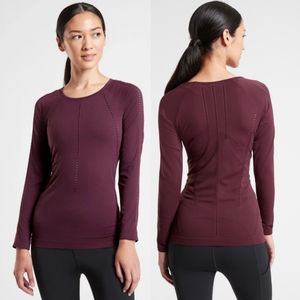 Athleta Foothill Seamless Long Sleeve tee size small in burgundy yoga pilates